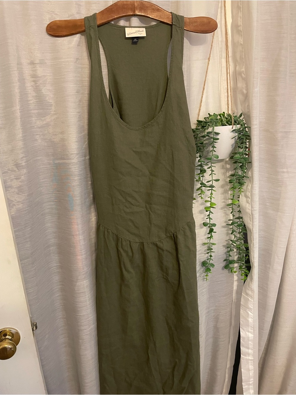 Universal Thread Olive Green Sleeveless Maxi Dress